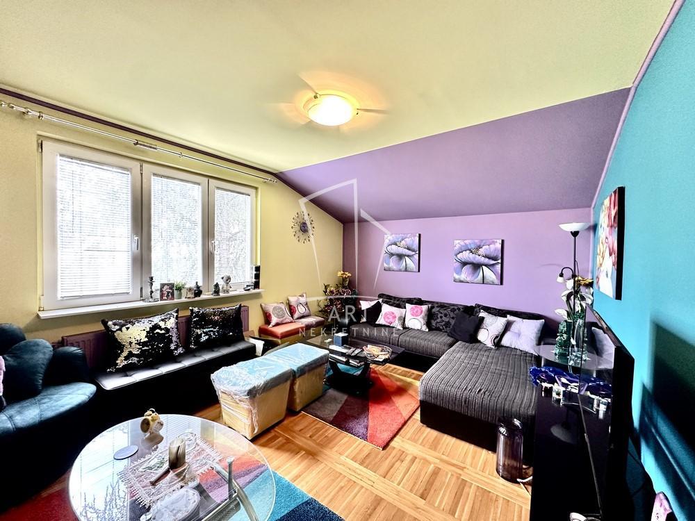 Glavna slika -Garsije Lorke, Trosoban stan na prodaju, 64m2, 150.000€