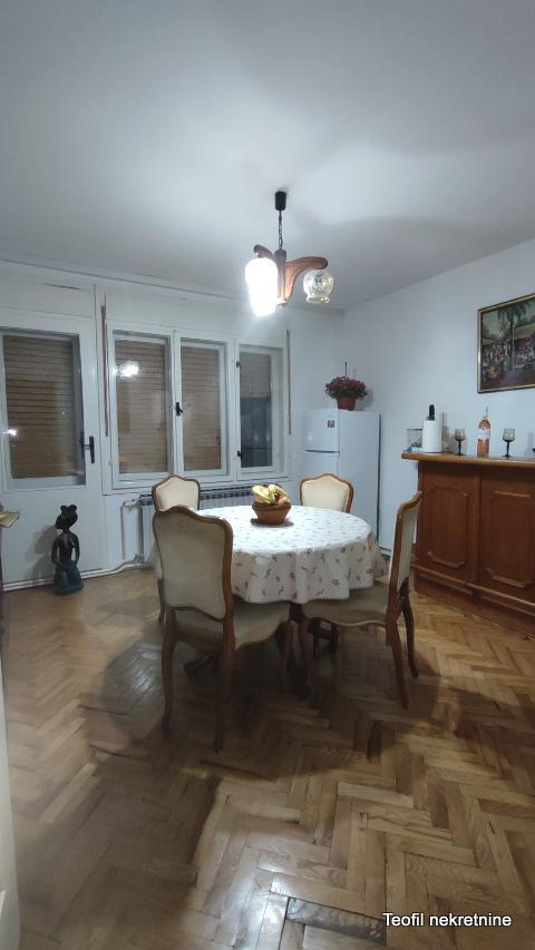 Slika 4 - Kralja Milutina,  Kuća na prodaju, 230m2, 159.000€