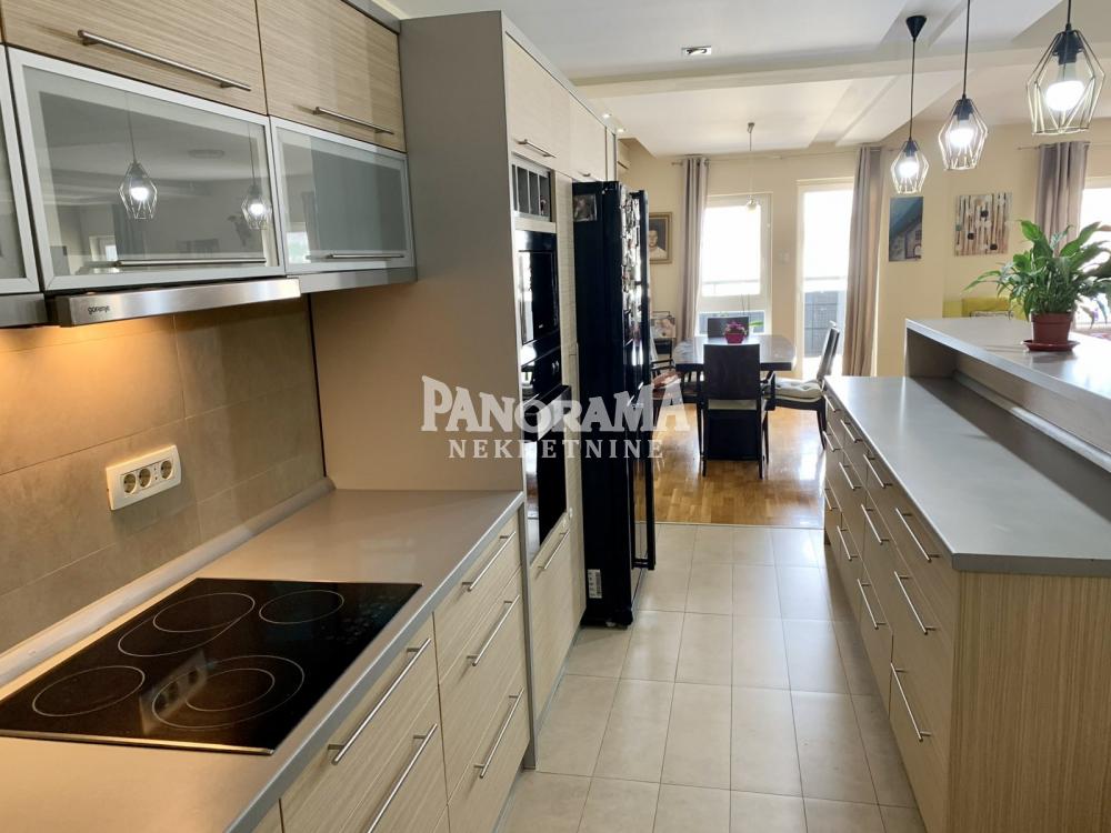 Slika 3 - Đevđelijska, Četvorosoban stan na prodaju, 157m2, 390.000€