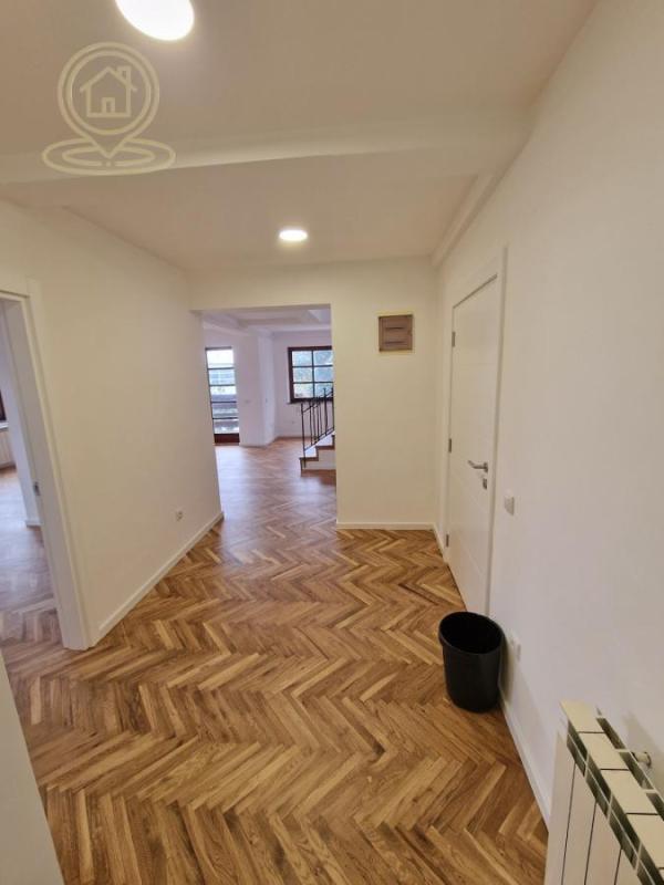 Slika 3 -  Lokal za izdavanje, 180m2, 1.800€
