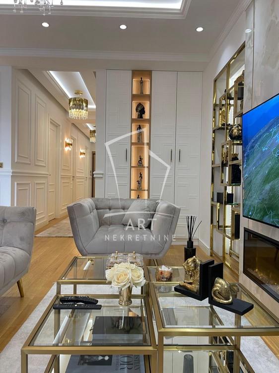 Slika 1 - Miloja Đaka, Četvorosoban stan na prodaju, 175m2, 950.000€