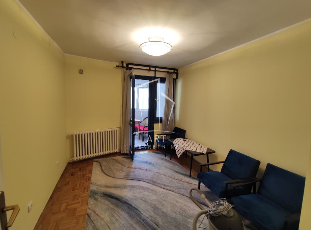 Slika 3 - Bulevar Despota Stefana, Četvorosoban stan za izdavanje, 107m2, 1.000€