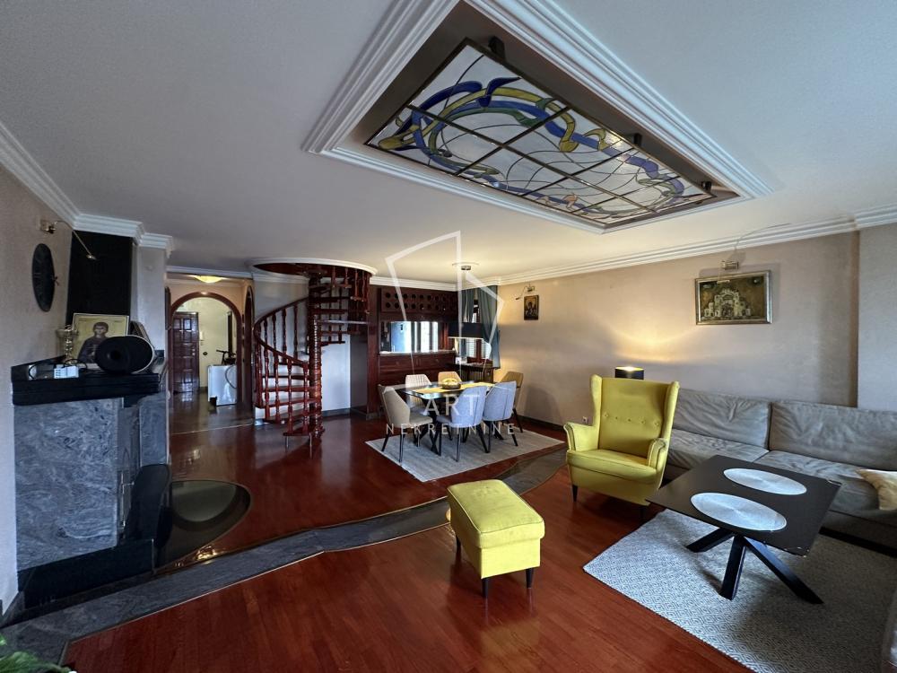 Slika 1 - Nehruova, Šestosoban stan na prodaju, 200m2, 450.000€