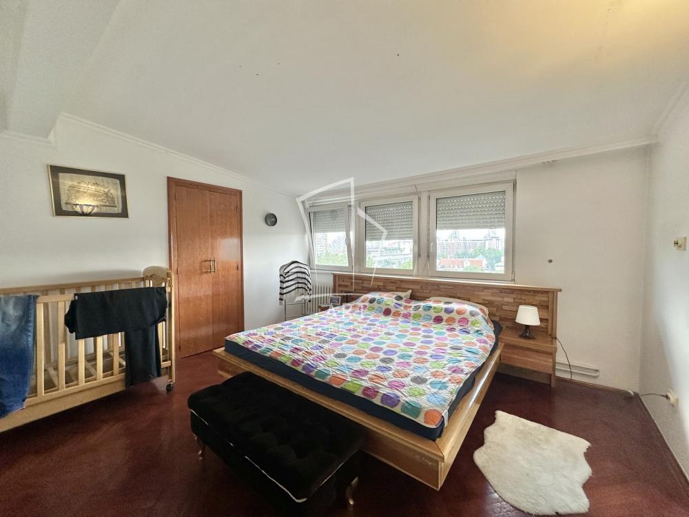 Slika 4 - Nehruova, Šestosoban stan na prodaju, 200m2, 450.000€