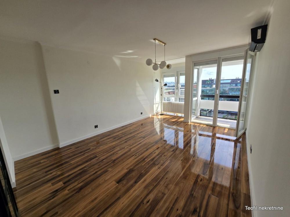 Glavna slika -Milutina Milankovića, Trosoban stan na prodaju, 75m2, 268.900€