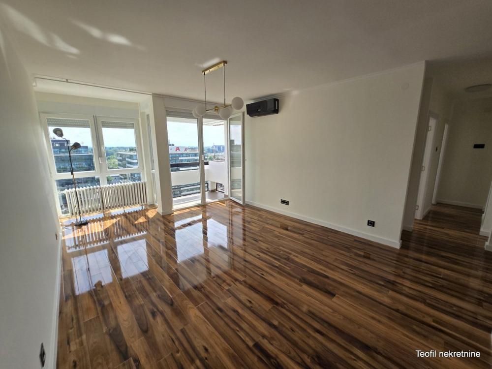 Slika 2 - Milutina Milankovića, Trosoban stan na prodaju, 75m2, 268.900€