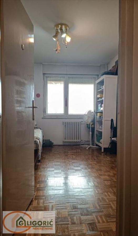 Slika 9 - Trgovačka, Troiposoban stan na prodaju, 101m2, 270.000€