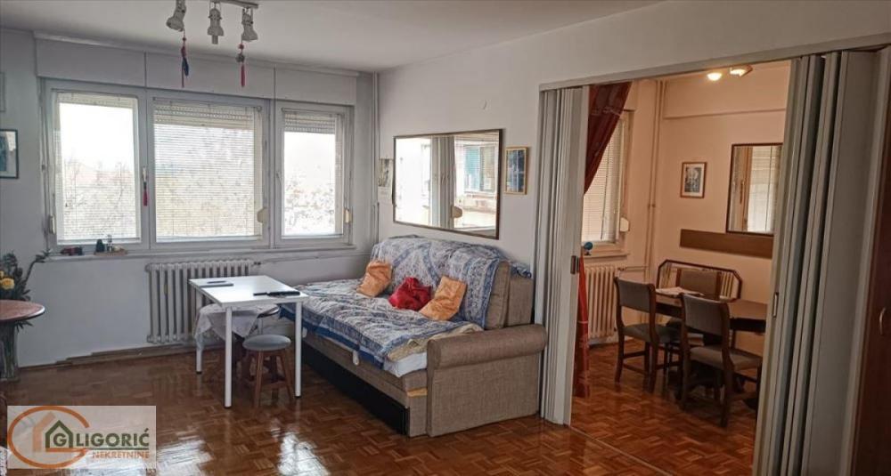 Glavna slika -Trgovačka, Troiposoban stan na prodaju, 101m2, 270.000€