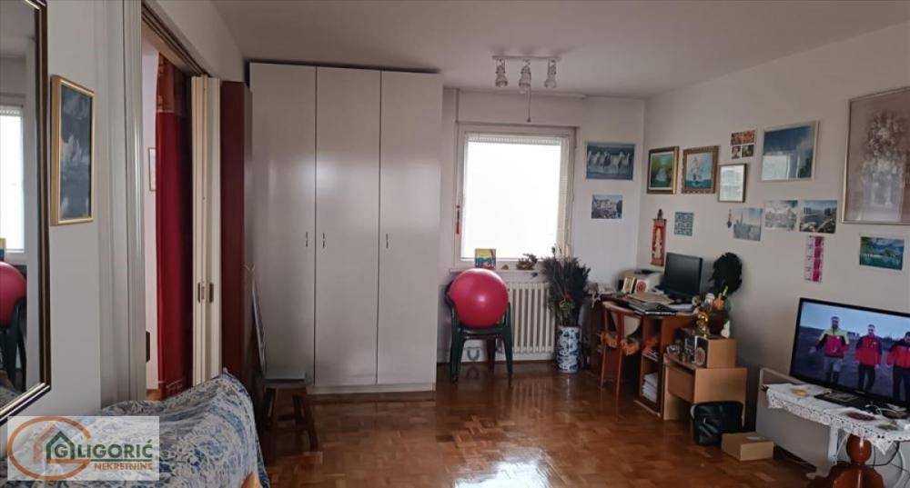 Slika 2 - Trgovačka, Troiposoban stan na prodaju, 101m2, 270.000€