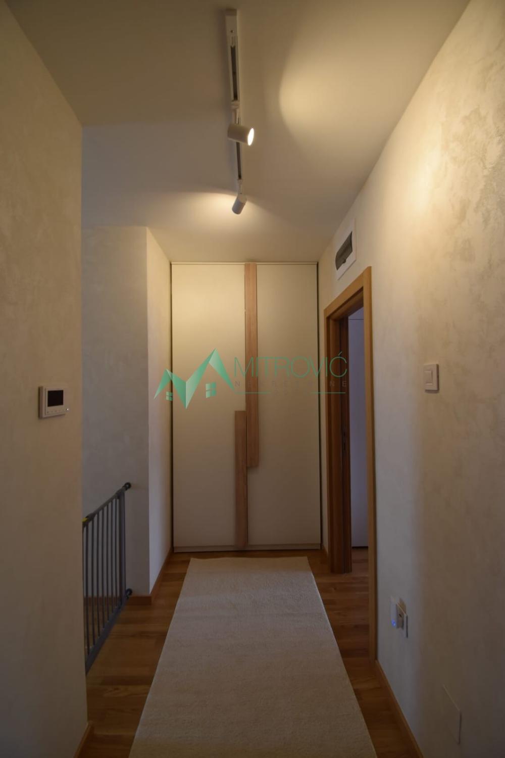 Slika 6 - Četvorosoban stan na prodaju, 111m2, 285.830€