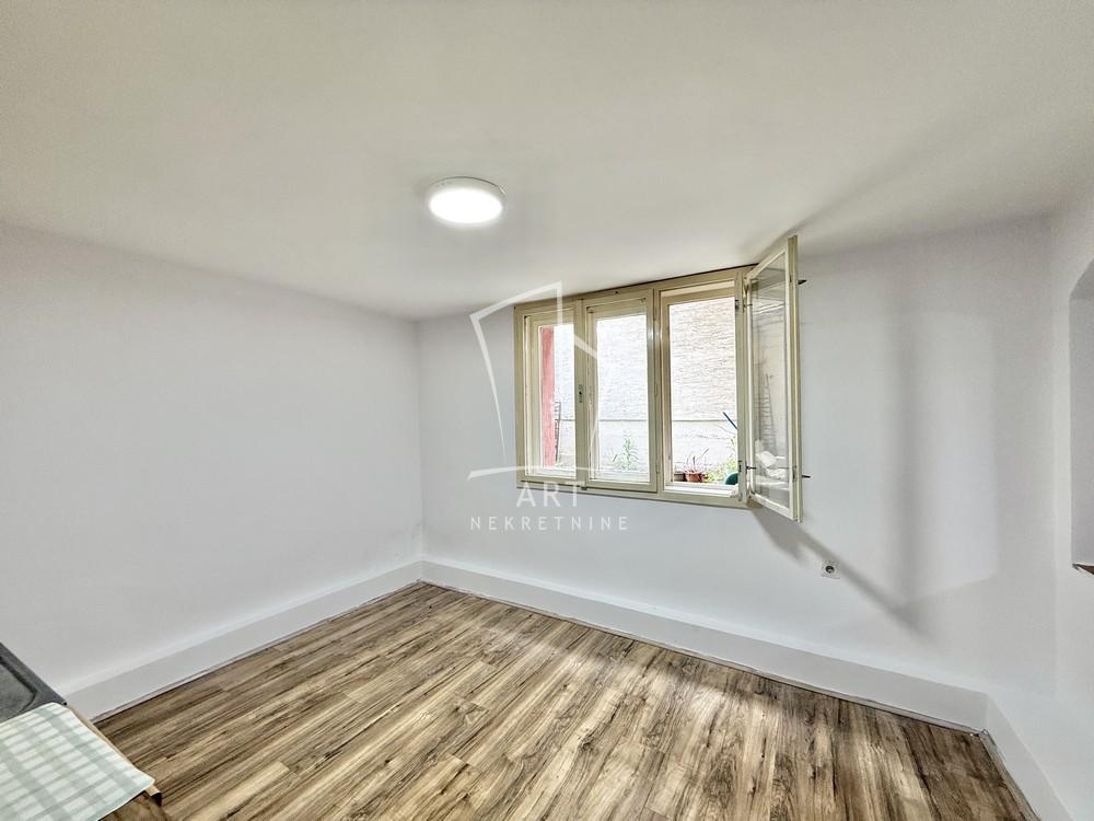 Slika 4 - Laze Stefanovića, Dvosoban stan na prodaju, 54m2, 89.500€