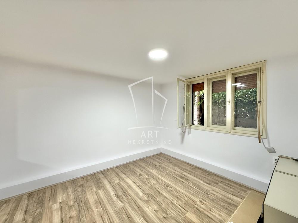 Slika 5 - Laze Stefanovića, Dvosoban stan na prodaju, 54m2, 89.500€