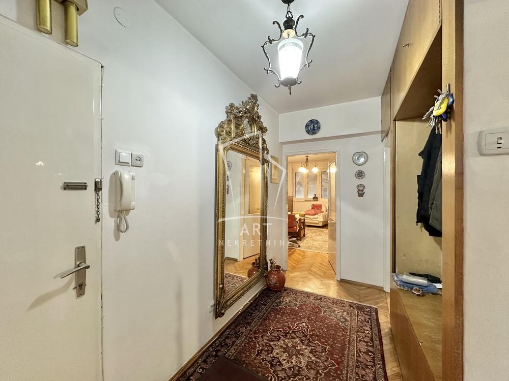 Slika 9 - Golsvordijeva, Četvorosoban stan za izdavanje, 94m2, 700€