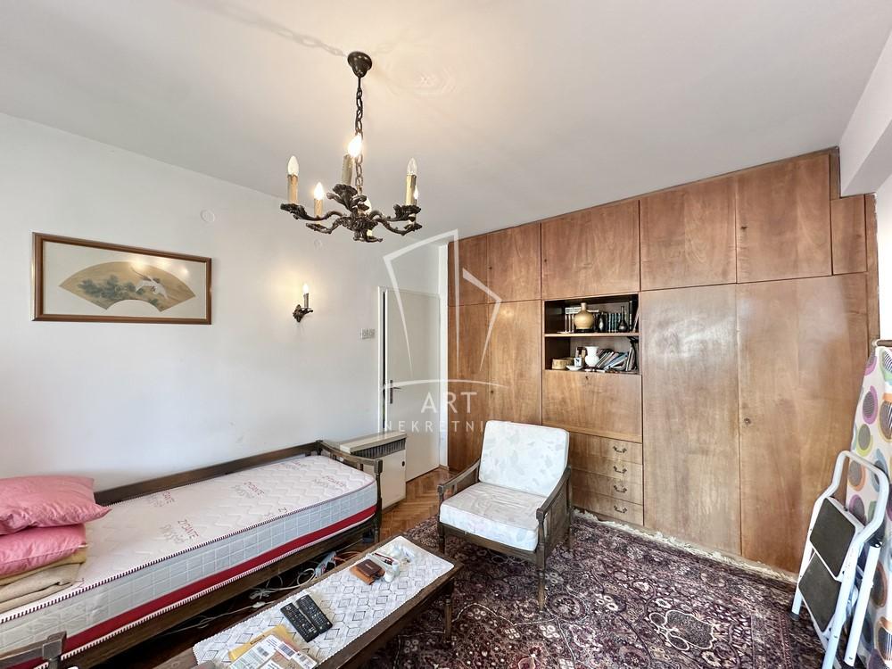 Slika 2 - Golsvordijeva, Četvorosoban stan za izdavanje, 94m2, 700€