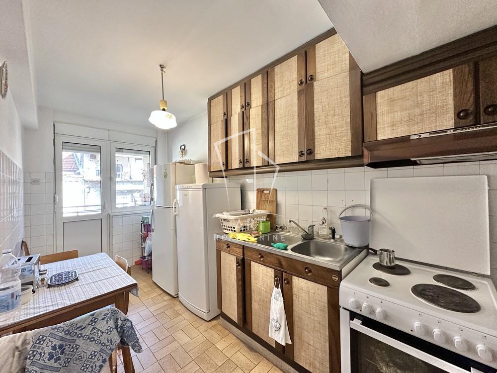 Slika 5 - Golsvordijeva, Četvorosoban stan za izdavanje, 94m2, 700€