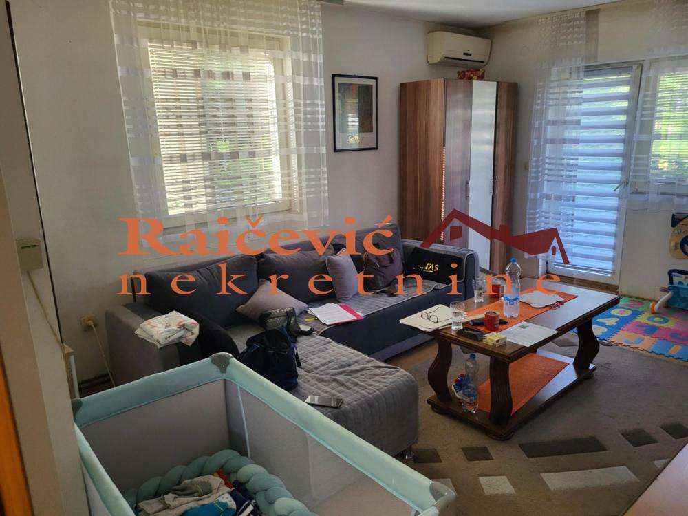 Slika 1 - Milana Vujovica, Jednoiposoban stan na prodaju, 53m2, 125.000€