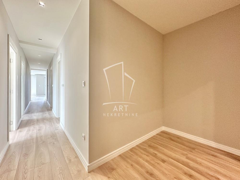 Slika 6 - Šumadijska, Četvorosoban stan na prodaju, 119m2, 394.000€