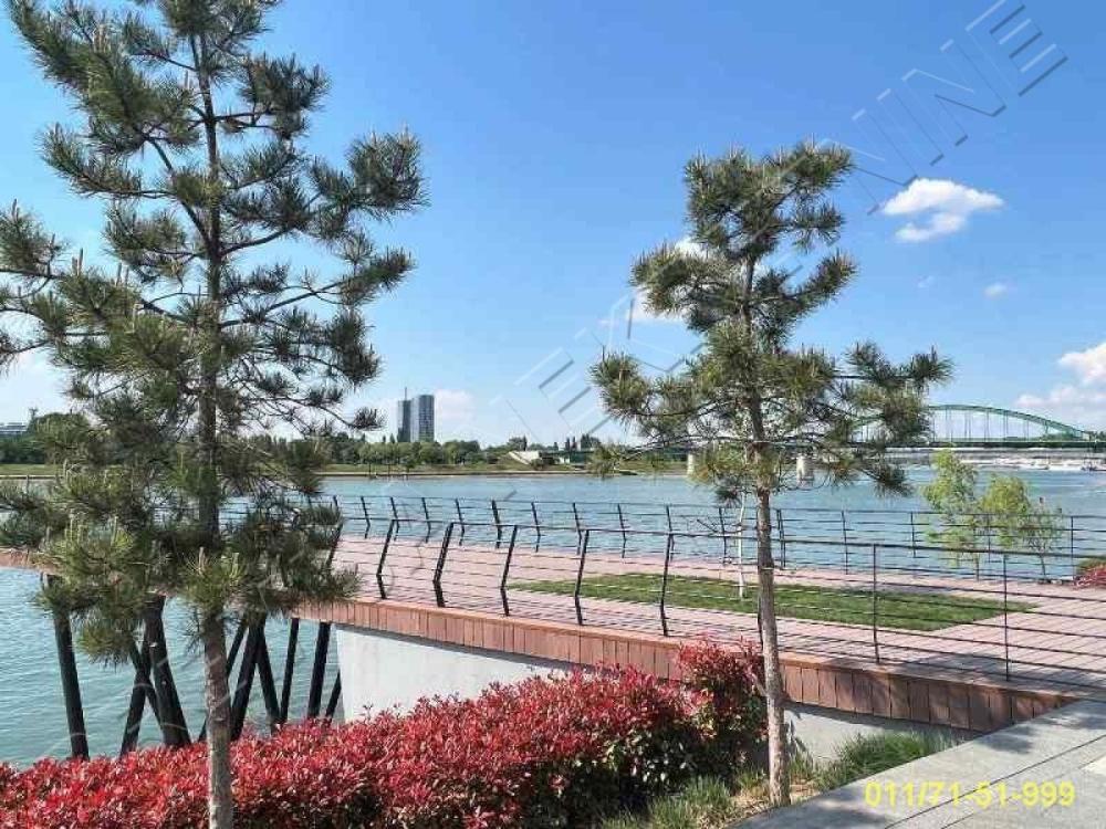 Slika 1 - Hercegovačka, Četvorosoban stan na prodaju, 146m2, 998.000€