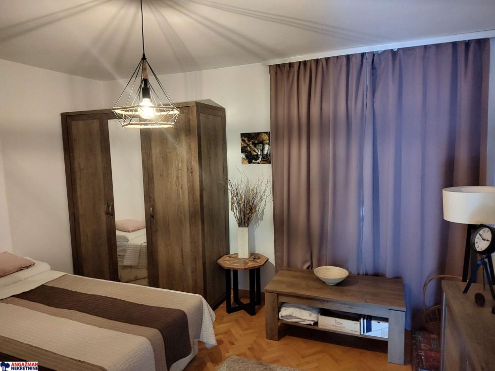 Slika 8 - Hajduk Stanka,  Kuća na prodaju, 187m2, 300.000€