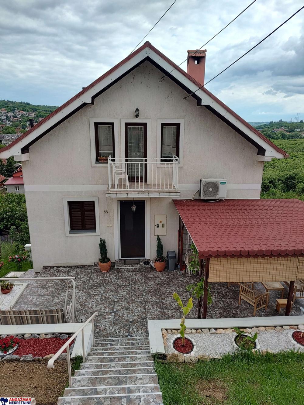 Glavna slika -Hajduk Stanka,  Kuća na prodaju, 187m2, 300.000€