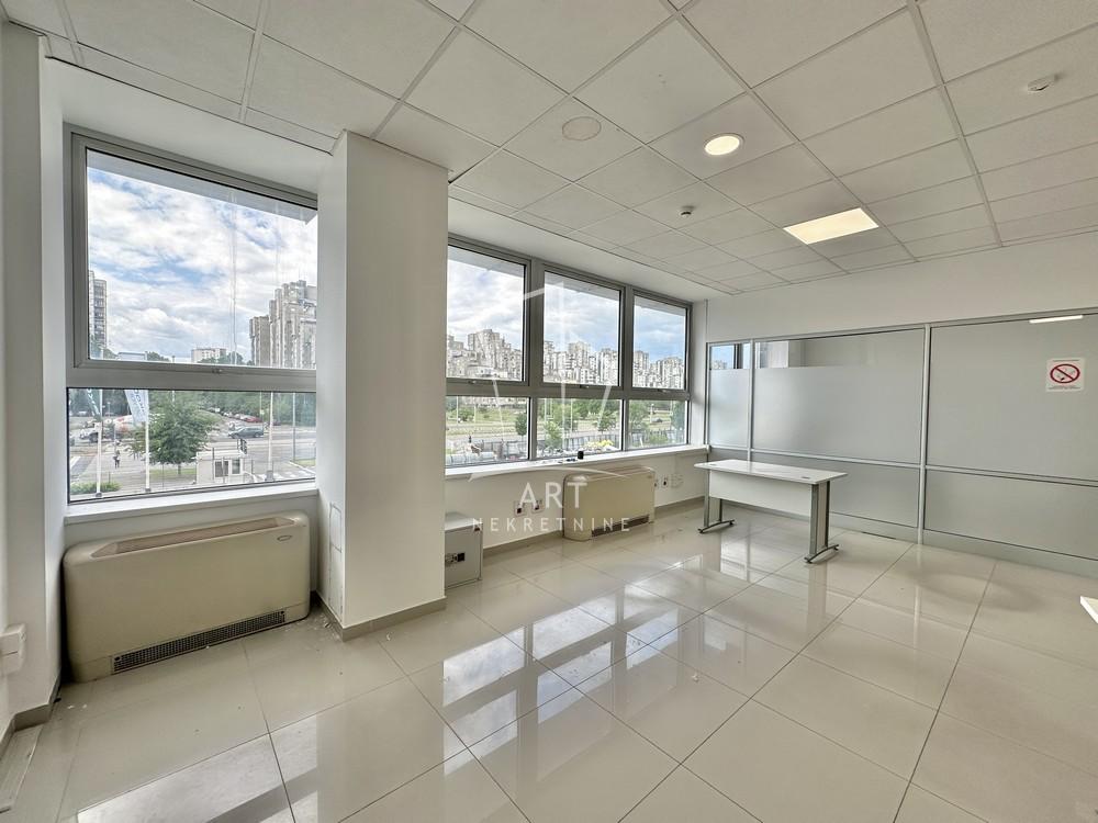 Slika 10 - Jurija Gagarina,  Lokal za izdavanje, 572m2, 7.000€