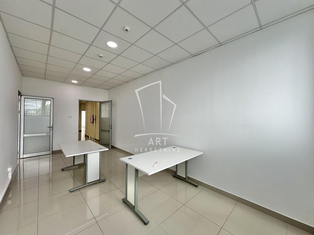 Slika 4 - Jurija Gagarina,  Lokal za izdavanje, 572m2, 7.000€