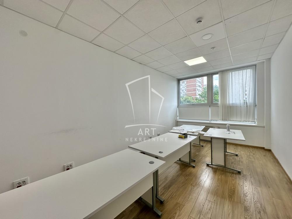 Slika 5 - Jurija Gagarina,  Lokal za izdavanje, 572m2, 7.000€