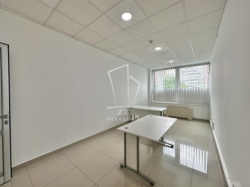 Slika 6 - Jurija Gagarina,  Lokal za izdavanje, 572m2, 7.000€