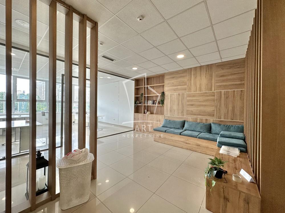 Glavna slika -Jurija Gagarina,  Lokal za izdavanje, 572m2, 7.000€