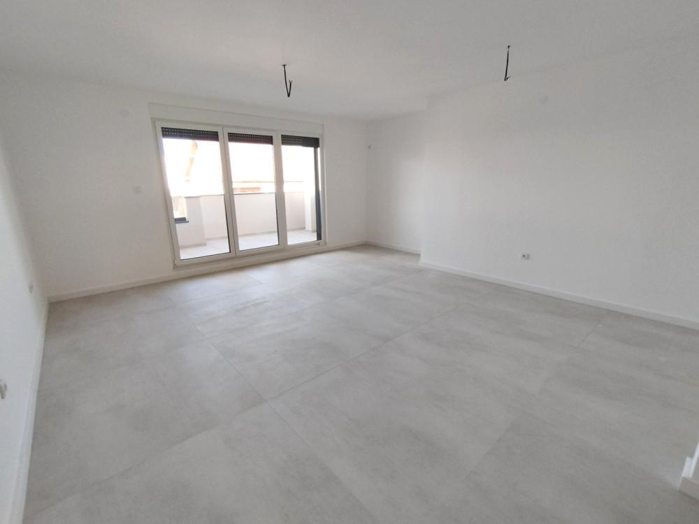 Glavna slika -Četvorosoban stan na prodaju, 106m2, 258.160€