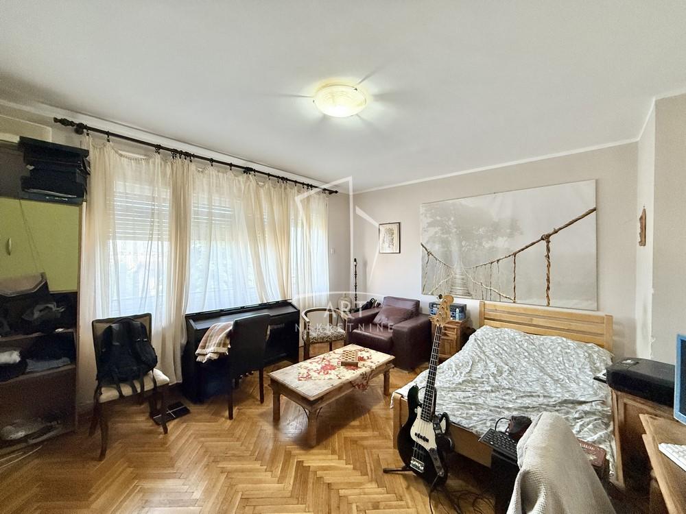 Slika 2 - Žanke Stokić,  Kuća na prodaju, 185m2, 1.200.000€