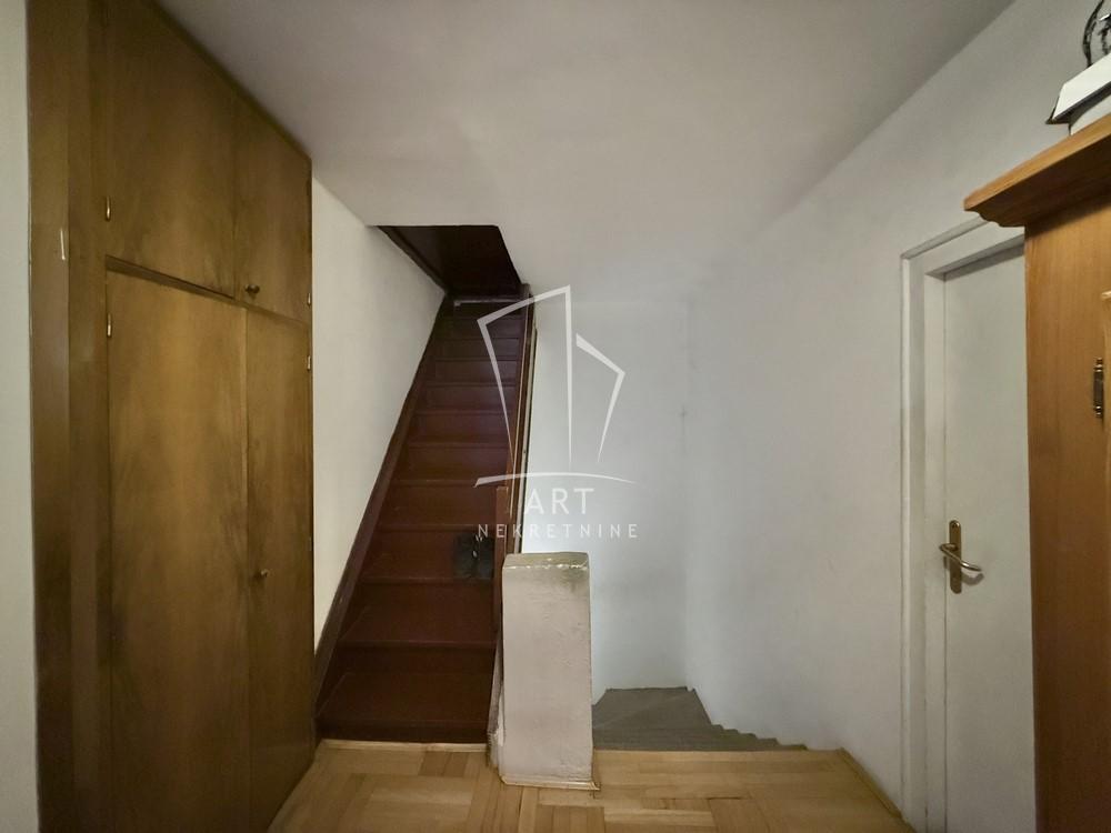 Slika 6 - Žanke Stokić,  Kuća na prodaju, 185m2, 1.200.000€