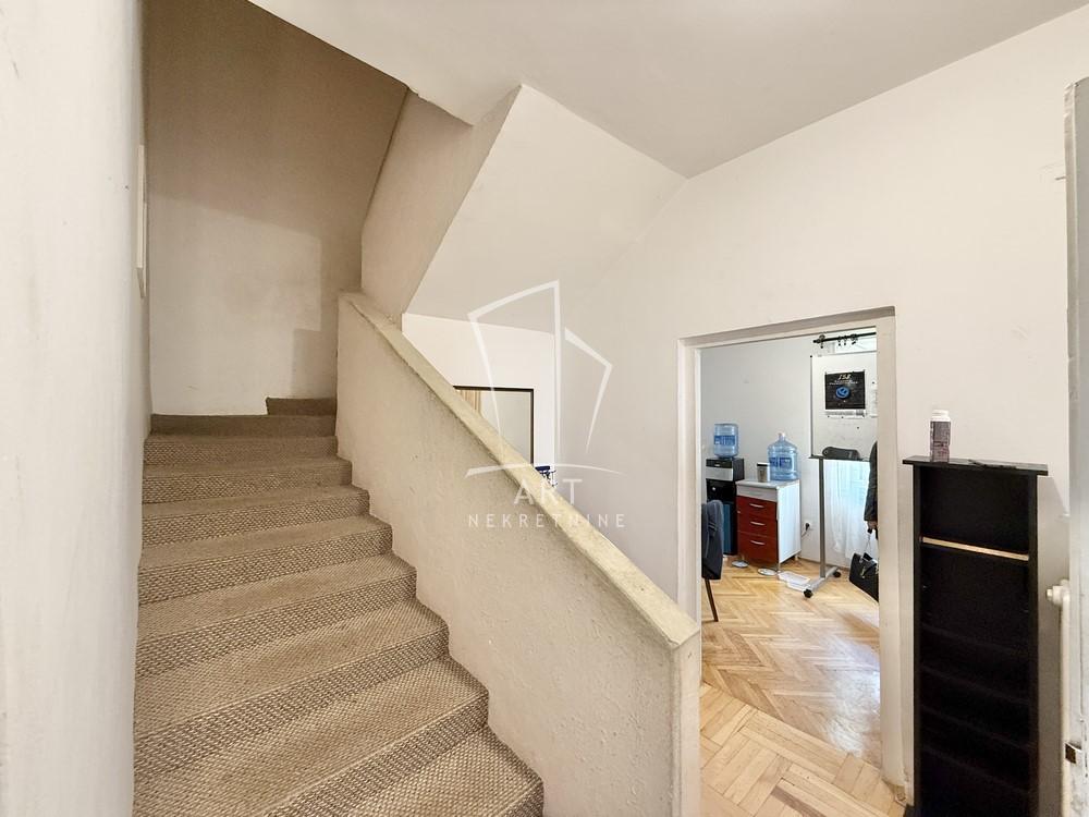 Slika 8 - Žanke Stokić,  Kuća na prodaju, 185m2, 1.200.000€