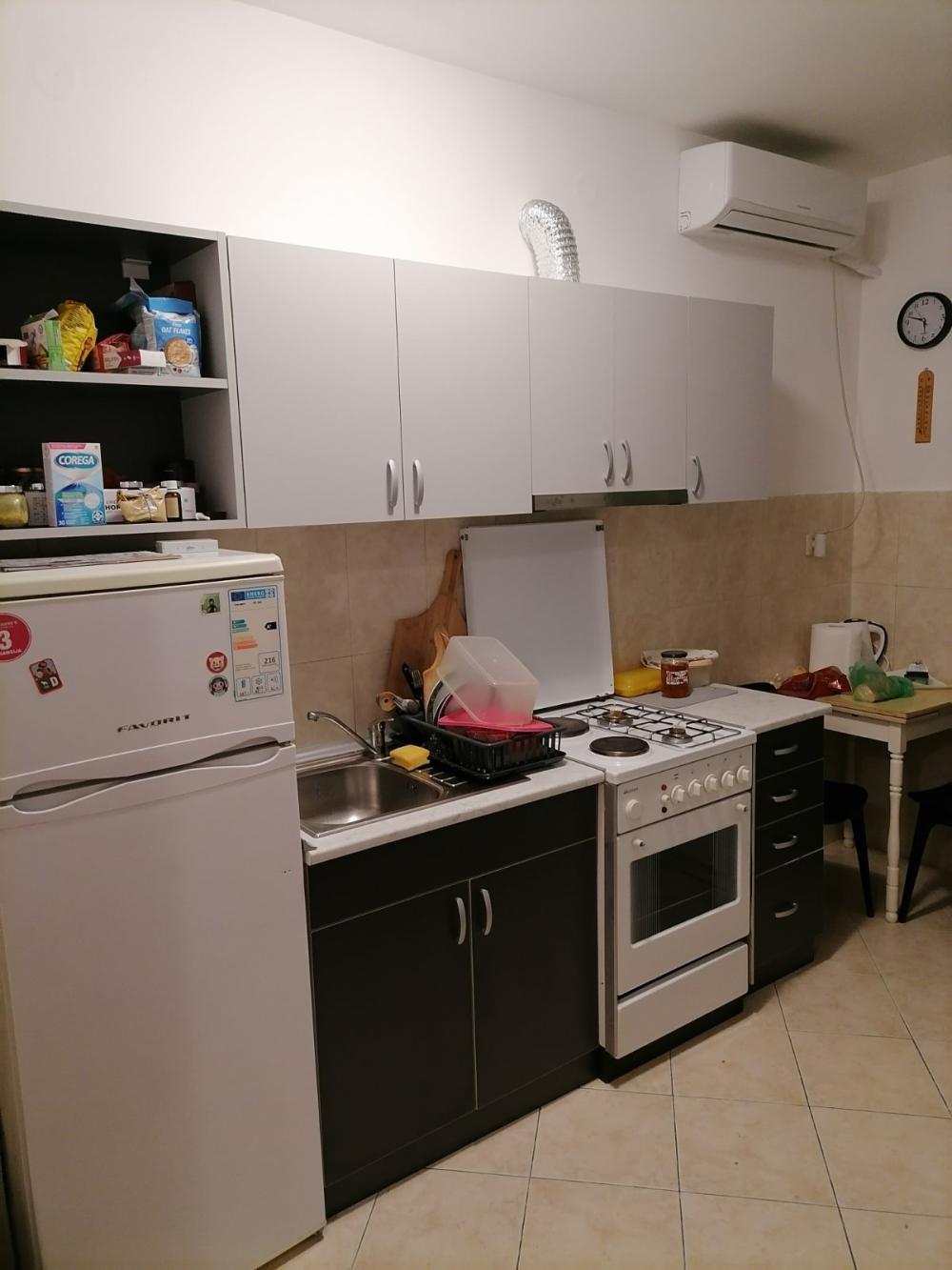 Glavna slika -Jednoiposoban stan za izdavanje, 35m2, 400€