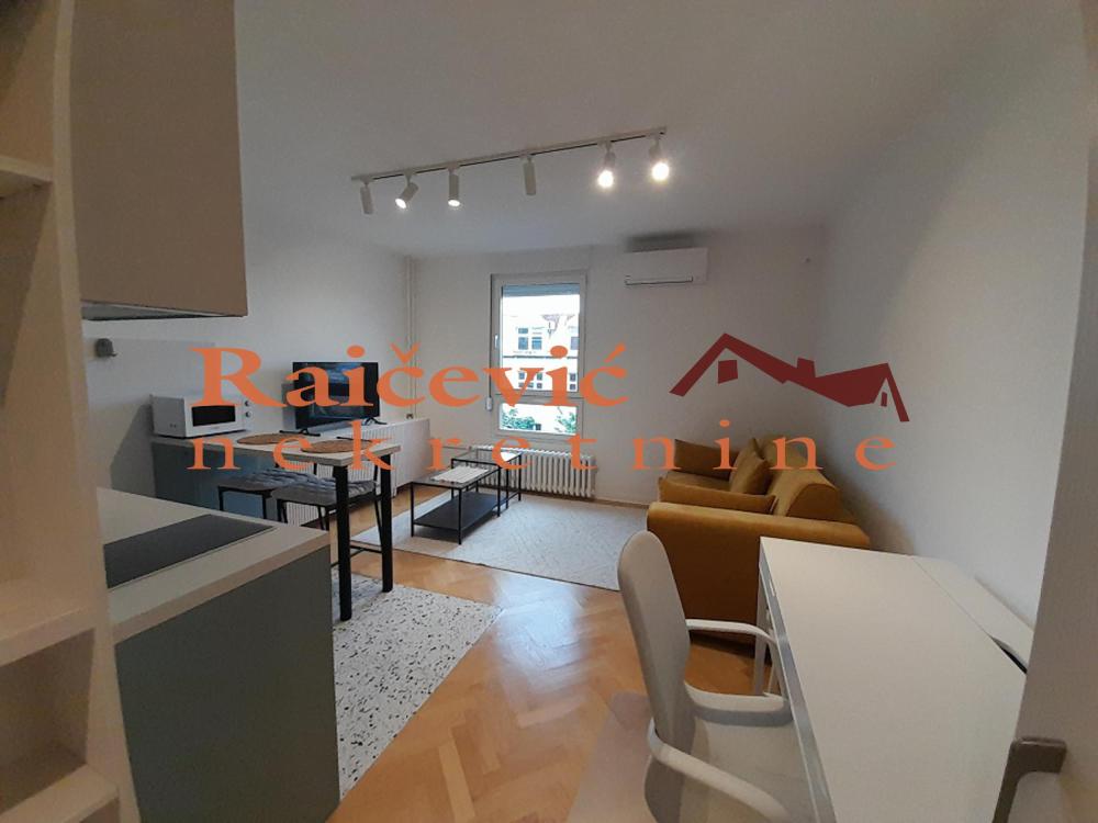 Slika 1 - Bulevar kralja Aleksandra, Jednosoban stan na prodaju, 30m2, 155.000€