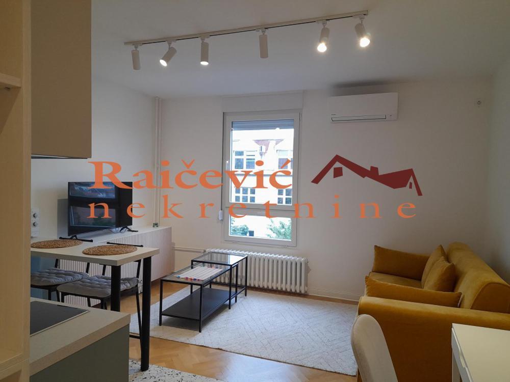 Glavna slika -Bulevar kralja Aleksandra, Jednosoban stan na prodaju, 30m2, 155.000€