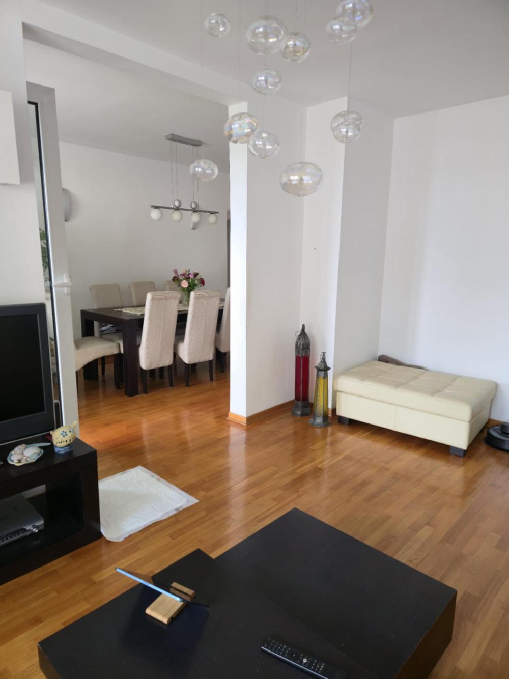 Slika 2 - Dunavski kej, Trosoban stan na prodaju, 89m2, 400.000€