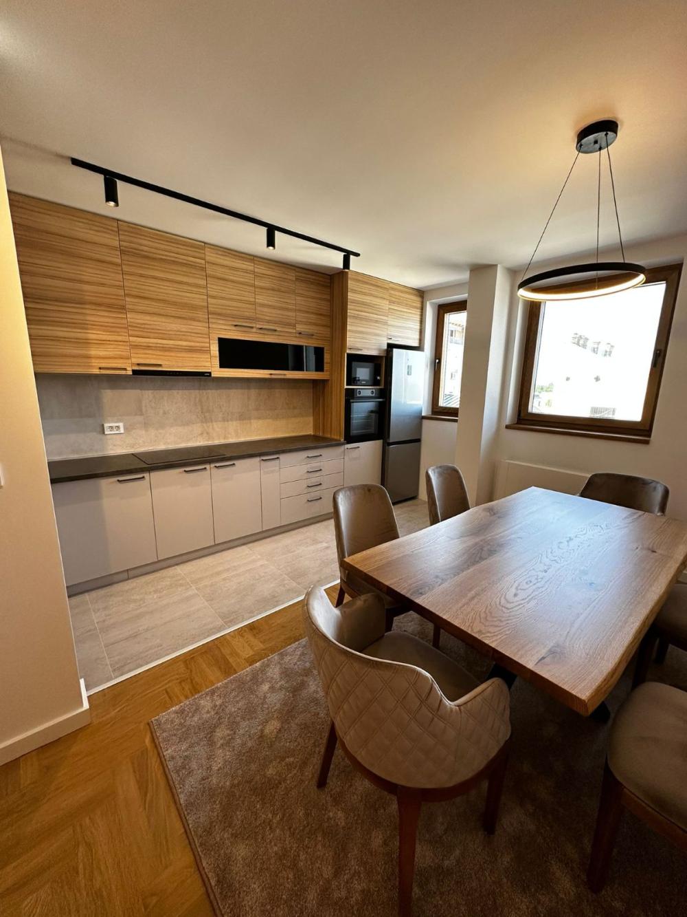 Slika 2 - Skenderbegova, Trosoban stan za izdavanje, 80m2, 1.600€