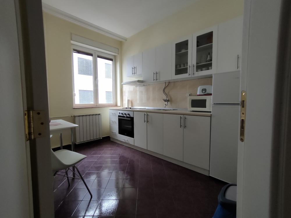 Slika 2 - Neznanog junaka, Trosoban stan za izdavanje, 75m2, 1.200€