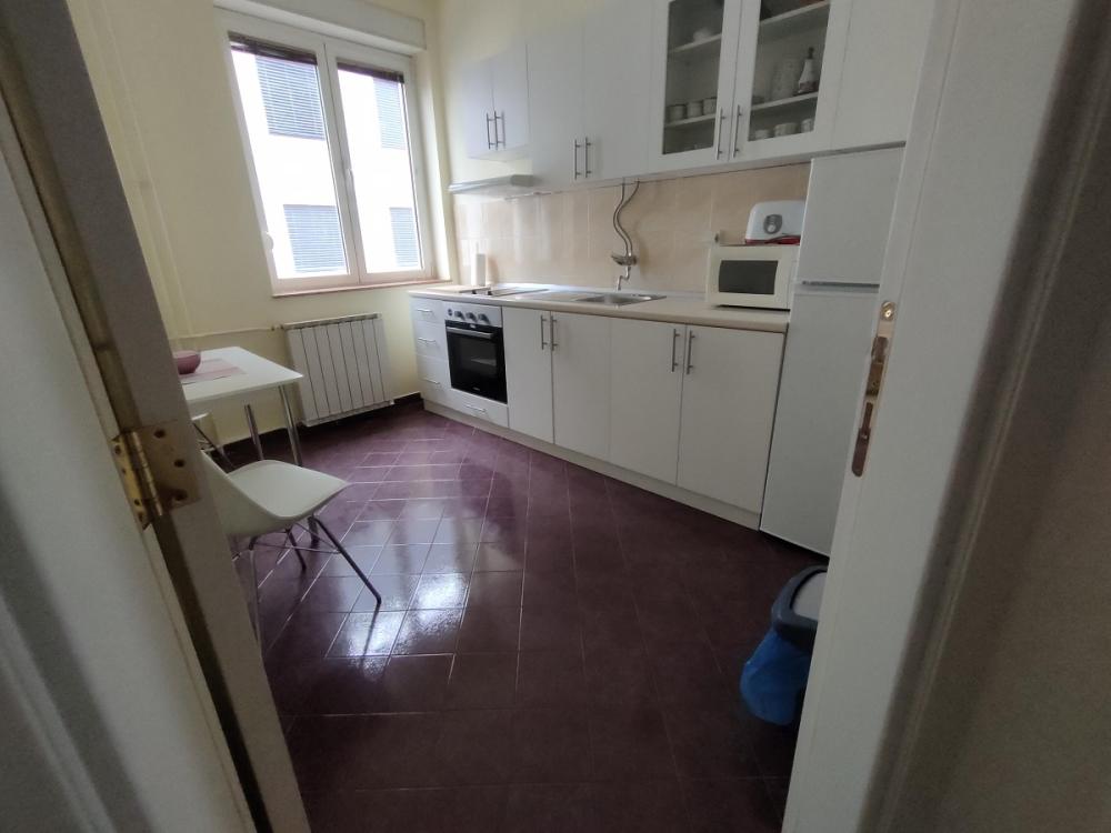 Slika 3 - Neznanog junaka, Trosoban stan za izdavanje, 75m2, 1.200€