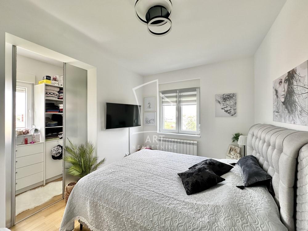 Slika 9 - Surčinska, Trosoban stan na prodaju, 60m2, 180.000€