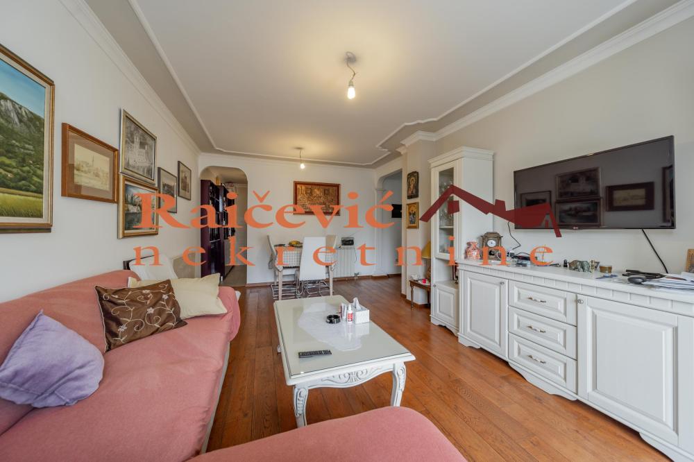 Slika 7 - Vojvode Petka, Trosoban stan na prodaju, 66m2, 265.000€
