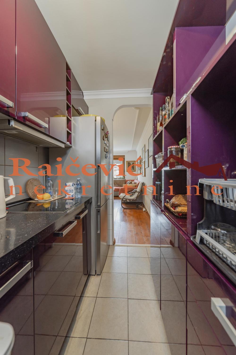 Slika 9 - Vojvode Petka, Trosoban stan na prodaju, 66m2, 265.000€