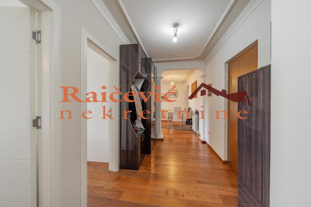 Slika 10 - Vojvode Petka, Trosoban stan na prodaju, 66m2, 265.000€