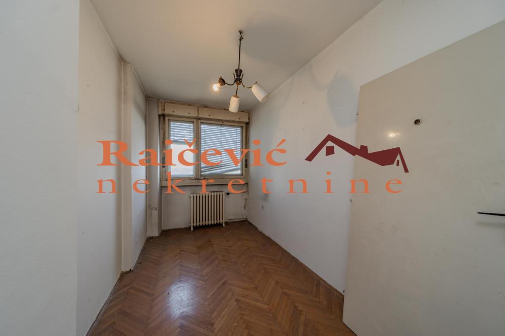 Slika 9 - Bulevar Arsenija Carnojevica, Četvorosoban stan na prodaju, 105m2, 245.000€