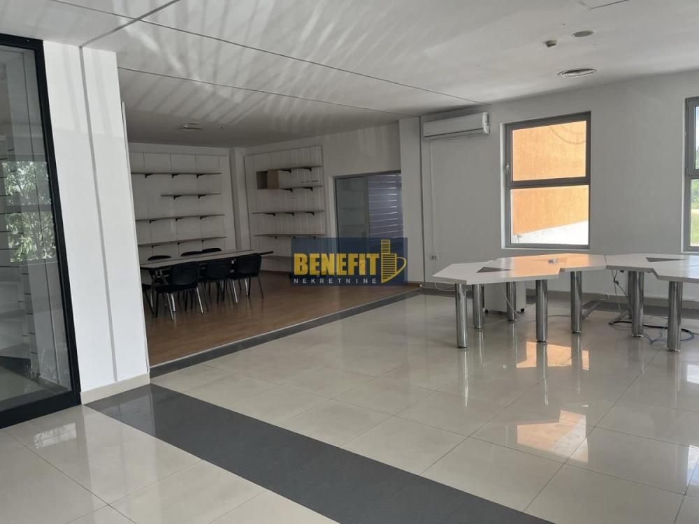 Slika 1 -  Lokal za izdavanje, 200m2, 1.800€