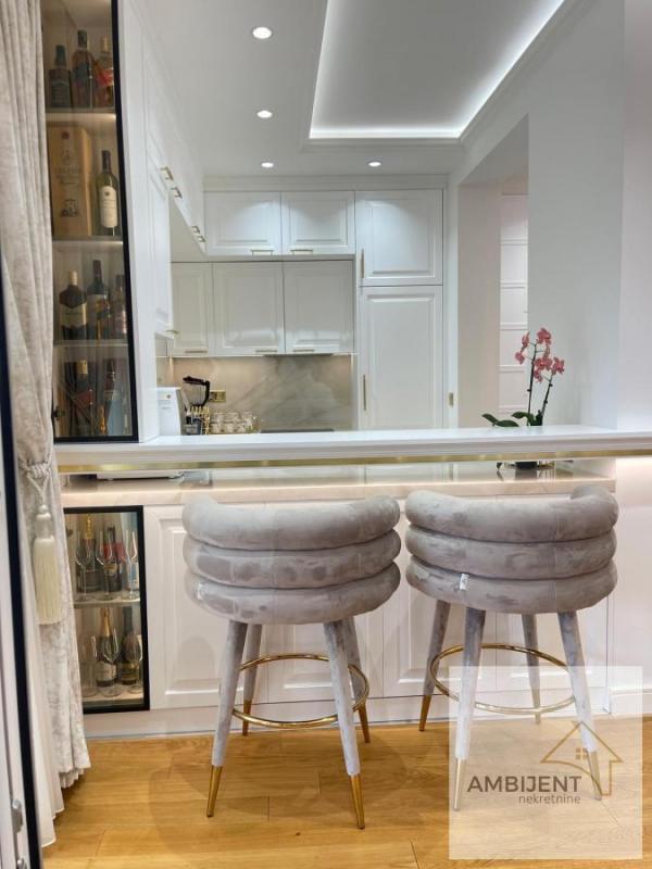 Slika 11 - Četvorosoban stan na prodaju, 175m2, 950.000€