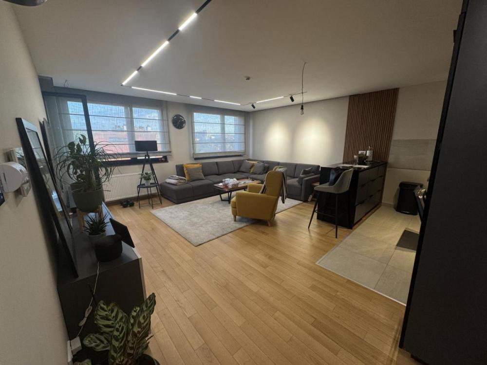 Glavna slika -Dvoiposoban stan na prodaju, 69m2, 230.000€