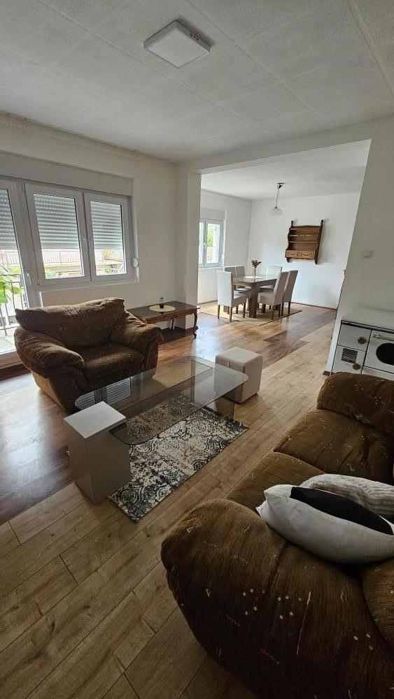 Slika 8 - Trosoban stan za izdavanje, 85m2, 350€