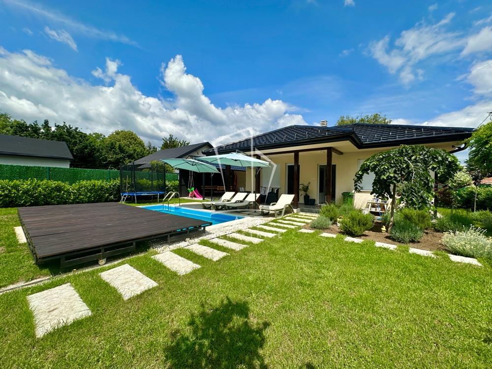 Glavna slika -Milana Konjovića,  Kuća na prodaju, 61m2, 260.000€